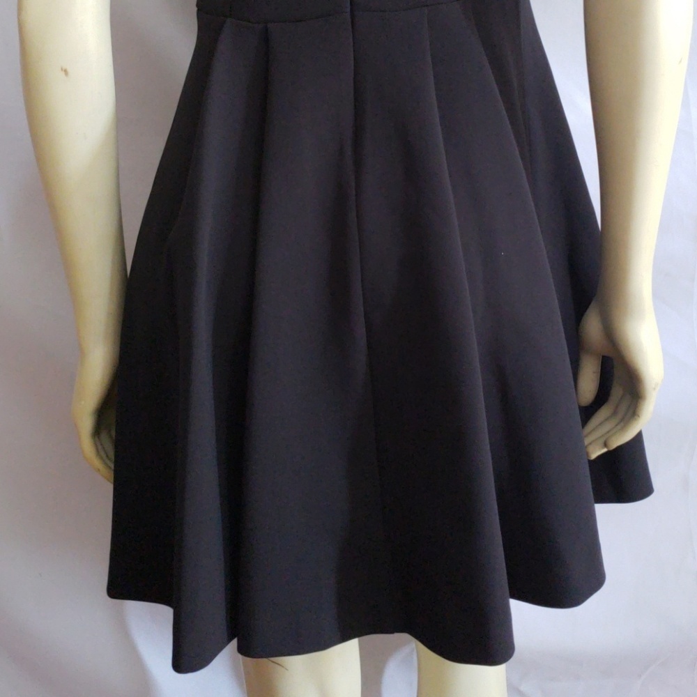 BEAUTIFUL NEW GUESS BLACK DRESS SZ 4 - Picture 6 of 8